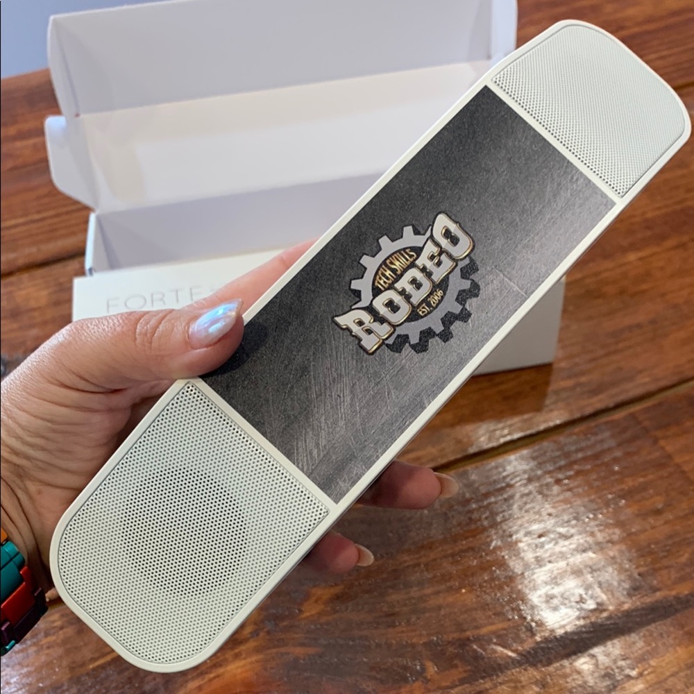 Forte Wireless Speaker & Charger